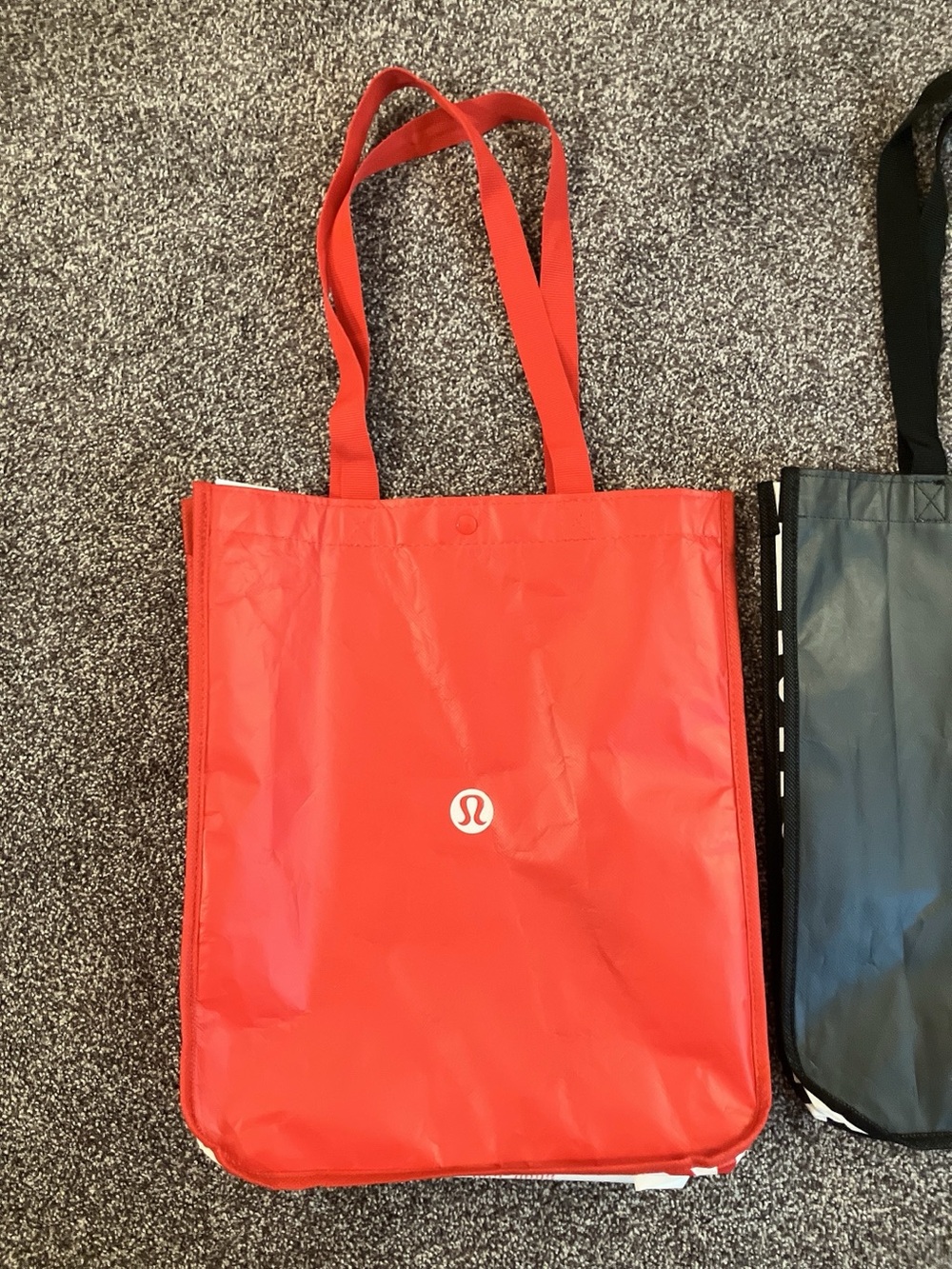 •SOLD•3 Large LuLulemon Shopping Tote Bags EXCELLENT CONDITION•SOLD• - Picture 4 of 15